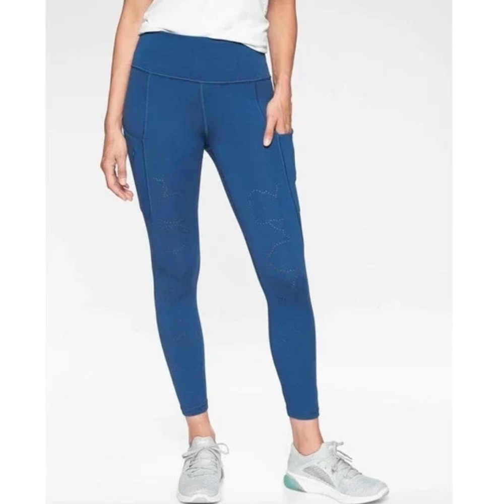 Athleta Atlantis Blue All In Reaction 7/8 Tight Laser Cut Pocket Legging Size XS